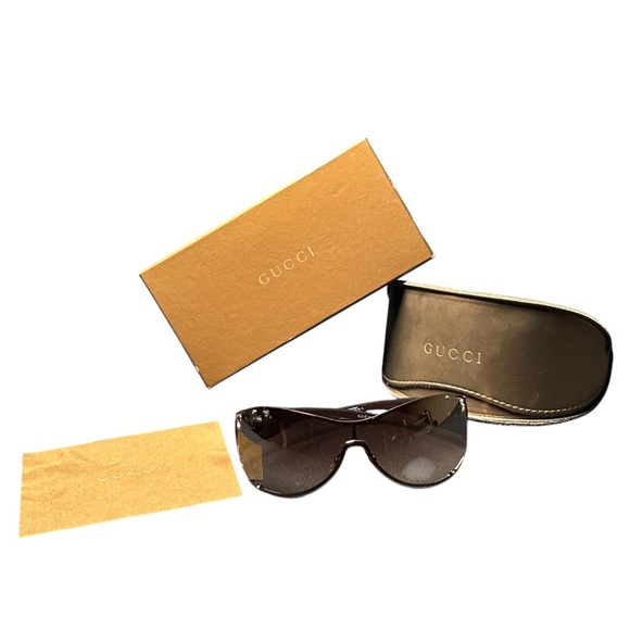 Gucci Sunglasses with Case and Box - Brand New - Picture 9 of 9